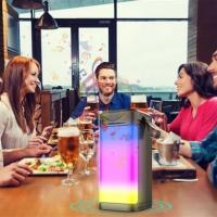 Petinka Usb Şarjlı Renkli LED Işıklı 1200 mAh 5W Portatif Müzik Sistemli Mini El Tipi Hoparlör